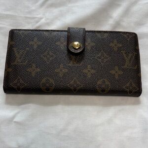 Louis Vuitton Luxury Wallet